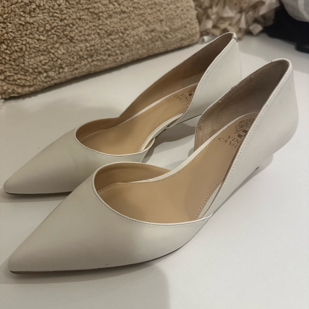 Vince Camuto Cream Pointed Toe Heels